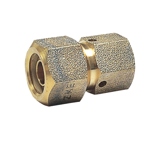 メスアダプター平行S｜前澤給装工業株式会社